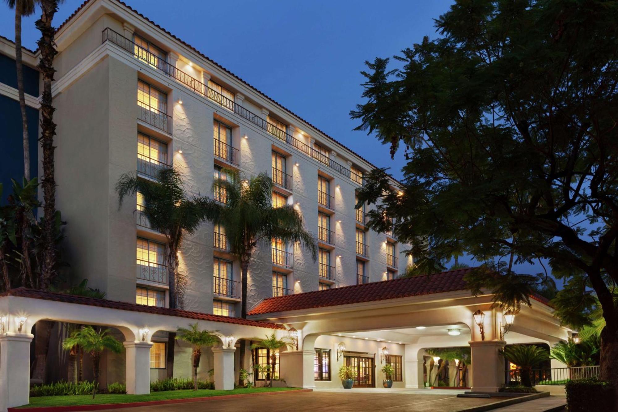 Embassy Suites By Hilton Arcadia-Pasadena Area Εξωτερικό φωτογραφία