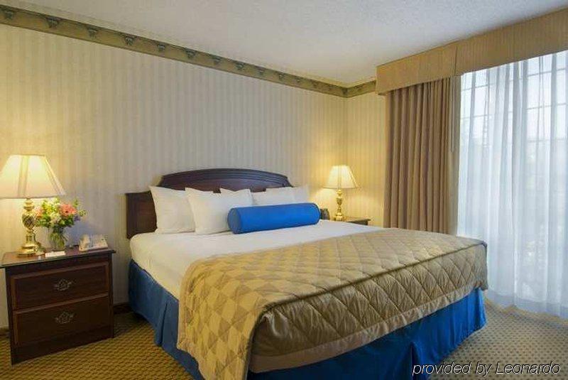 Embassy Suites By Hilton Arcadia-Pasadena Area Δωμάτιο φωτογραφία