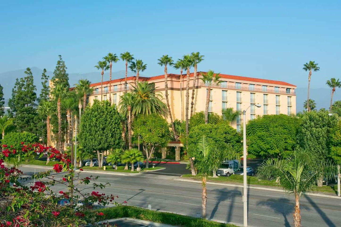 Embassy Suites By Hilton Arcadia-Pasadena Area Εξωτερικό φωτογραφία